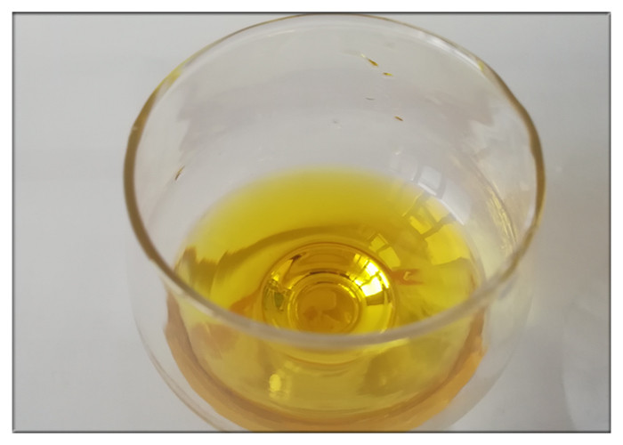 Φυσικό πετρέλαιο Linum Usitatissimum, πιεσμένο στο κρύο Flaxseed κίτρινο χρώμα πετρελαίου